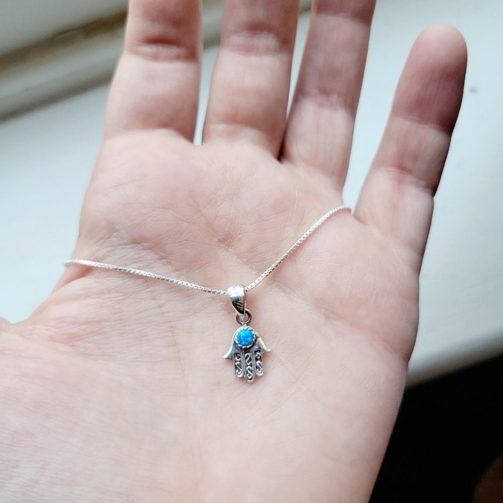 New Handmade 925 Sterling Silver Ornate Hamsa Blue Triplet Opal Necklace - Picture 5 of 8
